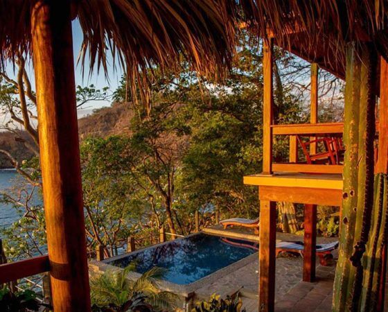 Redonda Bay, Nicaragua – Front Deck & Pool
